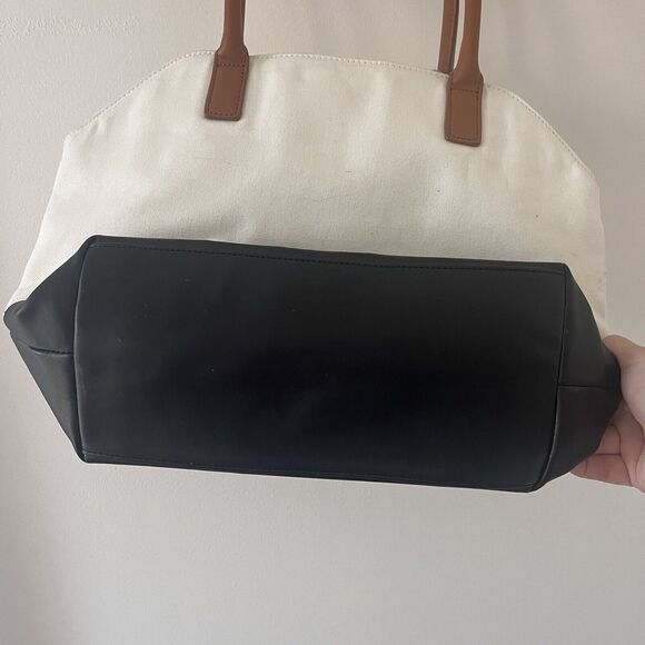 Nine West Bags Black And Cream Canvas Tote Purse 15"x11" - Picture 5 of 5